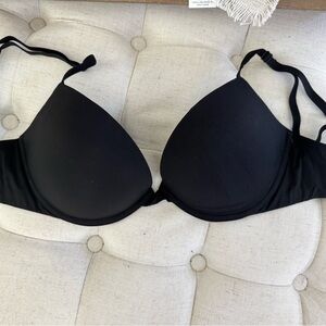 New, Victoria’s Secret bra, 34DD